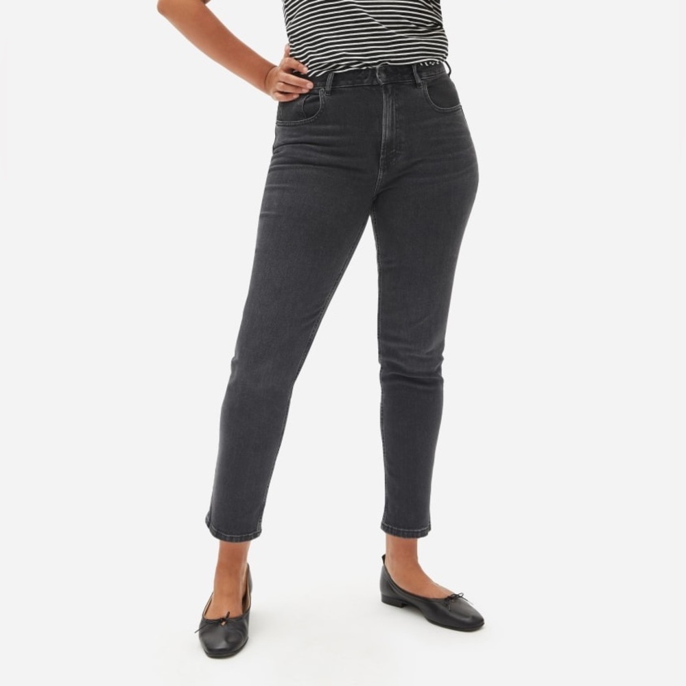 Everlane The Curvy Cheeky Jean-Washed Black-Size 24